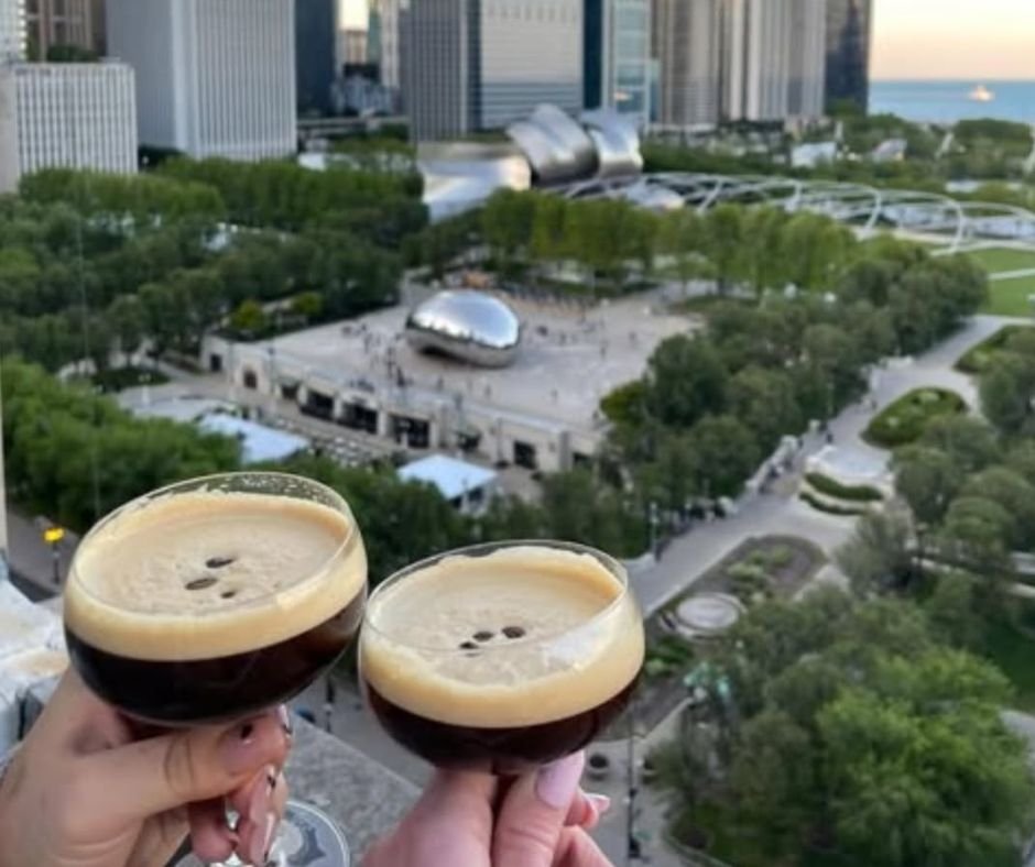 The 7 Chicago Rooftop Views You Absolutely Cannot Miss